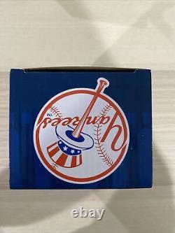 Mickey Mantle Bobblehead 2016 New York Yankees collectible #2 Yankee Stadium NIB