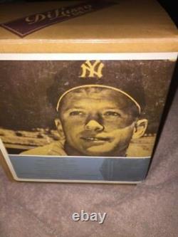 Mickey Mantle Statue Yankee Stadium Give-Away