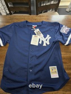 Mitchell &Ness New York Yankees Stadium 75th Anniversary Derek Jeter Jersey Size