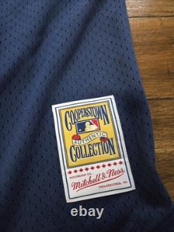 Mitchell &Ness New York Yankees Stadium 75th Anniversary Jersey Size Medium