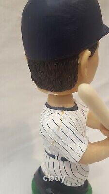 Mlb New York Yankees The Iron Horse Lou Gehrig Bobblehead Sga New In Box