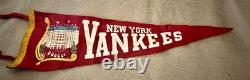 NEW YORK YANKEES- VINTAGE (1940-50'S) TEAM PENNANT (7 x 24) YANKEE STADIUM