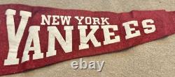 NEW YORK YANKEES- VINTAGE (1940-50'S) TEAM PENNANT (7 x 24) YANKEE STADIUM