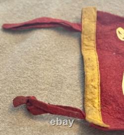 NEW YORK YANKEES- VINTAGE (1940-50'S) TEAM PENNANT (7 x 24) YANKEE STADIUM