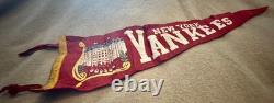NEW YORK YANKEES- VINTAGE (1940-50'S) TEAM PENNANT (7 x 24) YANKEE STADIUM