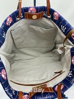 NWT Dooney & Bourke MLB New York Yankees Addison Tote & Stadium Wristlet $348