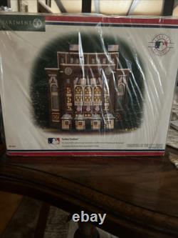 NY YANKEES DEPT. 56 Yankee Baseball Stadium Christmas In The City Series 5658923