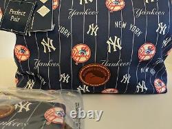 New Dooney Bourke MLB New York Yankees Large Addison Tote & Stadium Wristlet Set