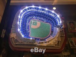 New York 2009 Opening Day Yankees Stadium Danbury Mint Statue Replica Lights Le