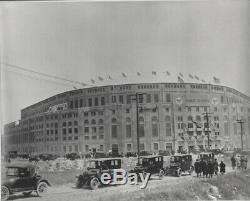 New York Yankee Authentic Brick From Old Yankee Stadium +Display Case (Steiner)
