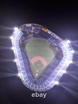 New York Yankee Stadium Night Game! Danbury Mint! Lights Up! Mint Condition