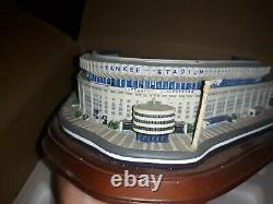 New York Yankee Stadium Night Game! Danbury Mint! Lights Up! Mint Condition