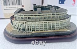 New York Yankees 2005 Yankee Stadium Danbury Mint Stadium Replica
