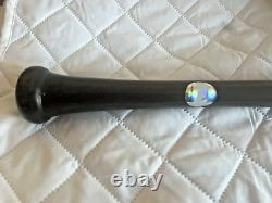 New York Yankees 2008 Final Season Yankee Stadium Louisville Slugger Bat & Balls