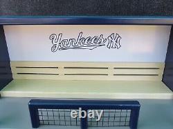 New York Yankees Baseball Bobblehead Stadium Dugout Display Case Bench