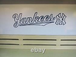 New York Yankees Baseball Bobblehead Stadium Dugout Display Case Bench