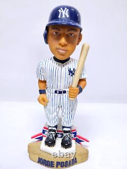 New York Yankees Crystal Snowman 10 Players Set And Piece of Concrete Stadium