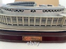 New York Yankees Danbury Mint Lighted Stadium
