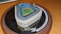 New York Yankees Hawthorne Village Yogi Berra Signed Yankee Stadium READ