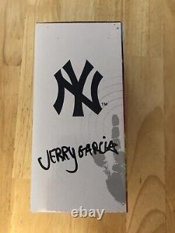 New York Yankees Jerry Garcia Bobblehead 2022 Sga Grateful Dead