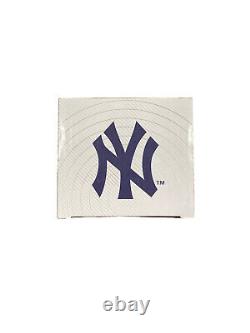 New York Yankees Jerry Garcia Bobblehead 2022 Sga Grateful Dead