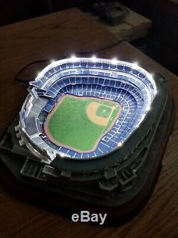 New York Yankees Lighted 2009 Opening Day Stadium Replica Danbury Mint New In Bo