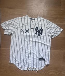 New York Yankees Nike x KAWS Stadium Jersey White Brand New Size L