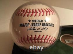 New York Yankees Old Stadium Final Season Dirt & Baseballs Auth 1790/5000