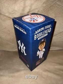 New York Yankees SGA 2022 Aaron Judge/Andy Pettitte Bobbleheads & 2 Cups