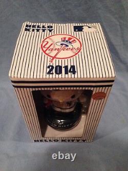 New York Yankees SGA 8/24/2014 Japan Hello Kitty Bobblehead Lmtd Edition Kids