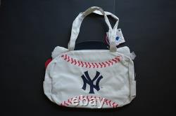 New York Yankees Stadium Exclusive MLB Hello Kitty Tote Bag Extremely Rare