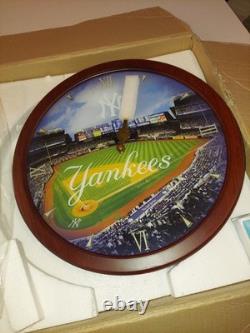 New York Yankees Stadium Stained Glass Round Wall Clock, Analog limited edition