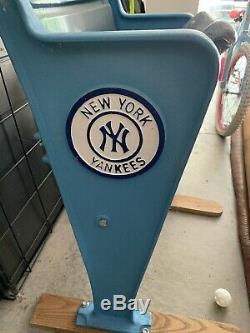 New york yankees stadium seat # 10