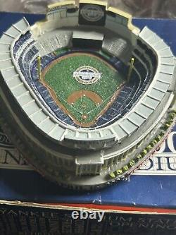 Ny Yankee Stadium Inaugural Season 2009 Collectible