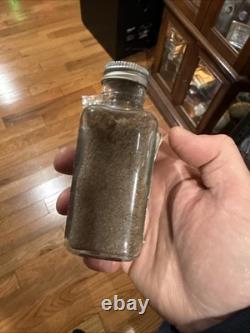 Old Yankee Stadium Final Dirt Bottle Super Rare MLB Hologram 2008