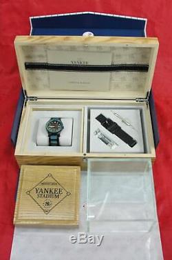 Original Grain New York 1923 Yankees Stadium Seats Automatic Ltd Ed Watch & Box