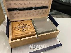 Original Grain Yankees Stadium Limited Edition 47mm Watch Black with Blue Wood