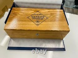 Original Grain Yankees Stadium Limited Edition 47mm Watch Black with Blue Wood