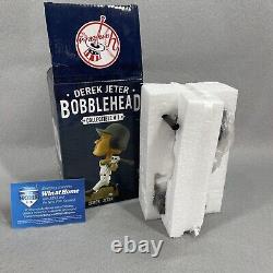 RARE DEREK JETER 2013 NEW YORK YANKEES MLB SGA BOBBLEHEAD #1 Figurine with BOX