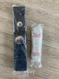 RARE Danbury Mint NY Yankees Stadium Collector Pocket Knife withLeather Belt Pouch