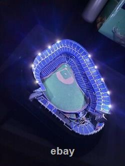 RARE Danbury Mint Night Game At New York Yankee Stadium Light Up Sculpture withbox