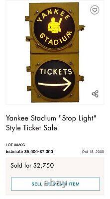 Rare Yankee Stadium Traffic Light Style Directions to stadium Man Cave Gem