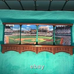 The Danbury Mint New York Yankees Yankee Stadium 4-Decorative Plate Set Rack