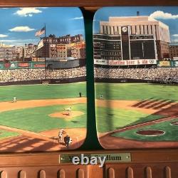 The Danbury Mint New York Yankees Yankee Stadium 4-Decorative Plate Set Rack