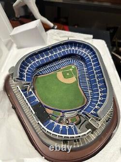 The Danbury Mint Night Game At Yankee Stadium brand new