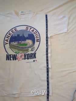 Vintage 1990 New York Yankees Stadium T Shirt MLB RARE HTF