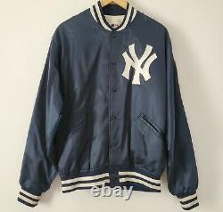 Vintage 70s Felco New York Yankees Satin (size M/L) Stadium Jacket