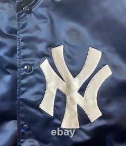 Vintage Felco New York Yankees Size XL Satin & Quilted Stadium Jacket NICE