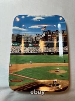 Vintage New York Yankee Stadium Panoramic Collectible Danbury Mint Plate Set