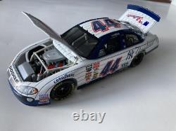 Vintage New York Yankees Memorabilia 2000 Subway Series Lot Caps, Race Car +++